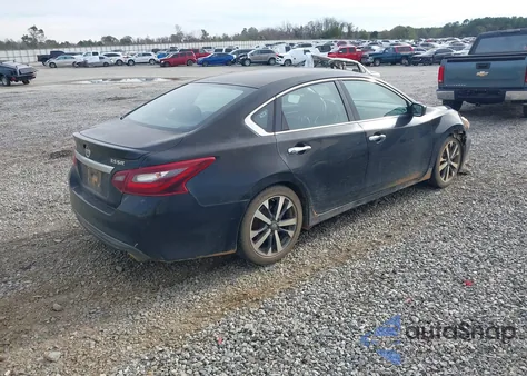 2017 Nissan Altima 3.5 Sl/3.5 Sr z USA, uszkodzony, nr VIN 1N4BL3AP2HC142458